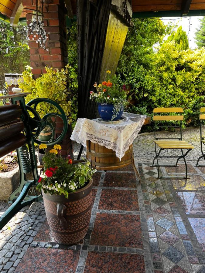 Gosciniec Stara Kuznia Hotel Debska Kuznia Ngoại thất bức ảnh