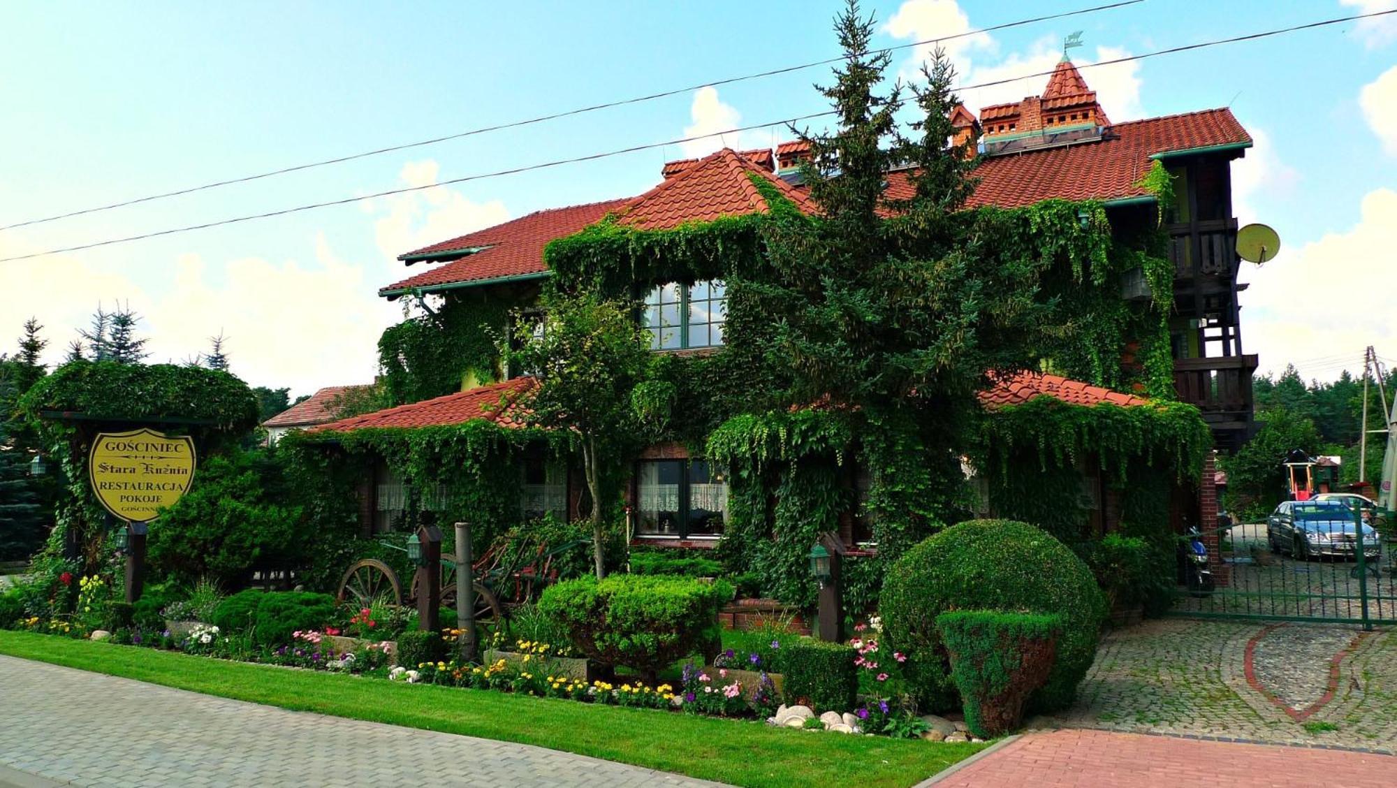 Gosciniec Stara Kuznia Hotel Debska Kuznia Ngoại thất bức ảnh